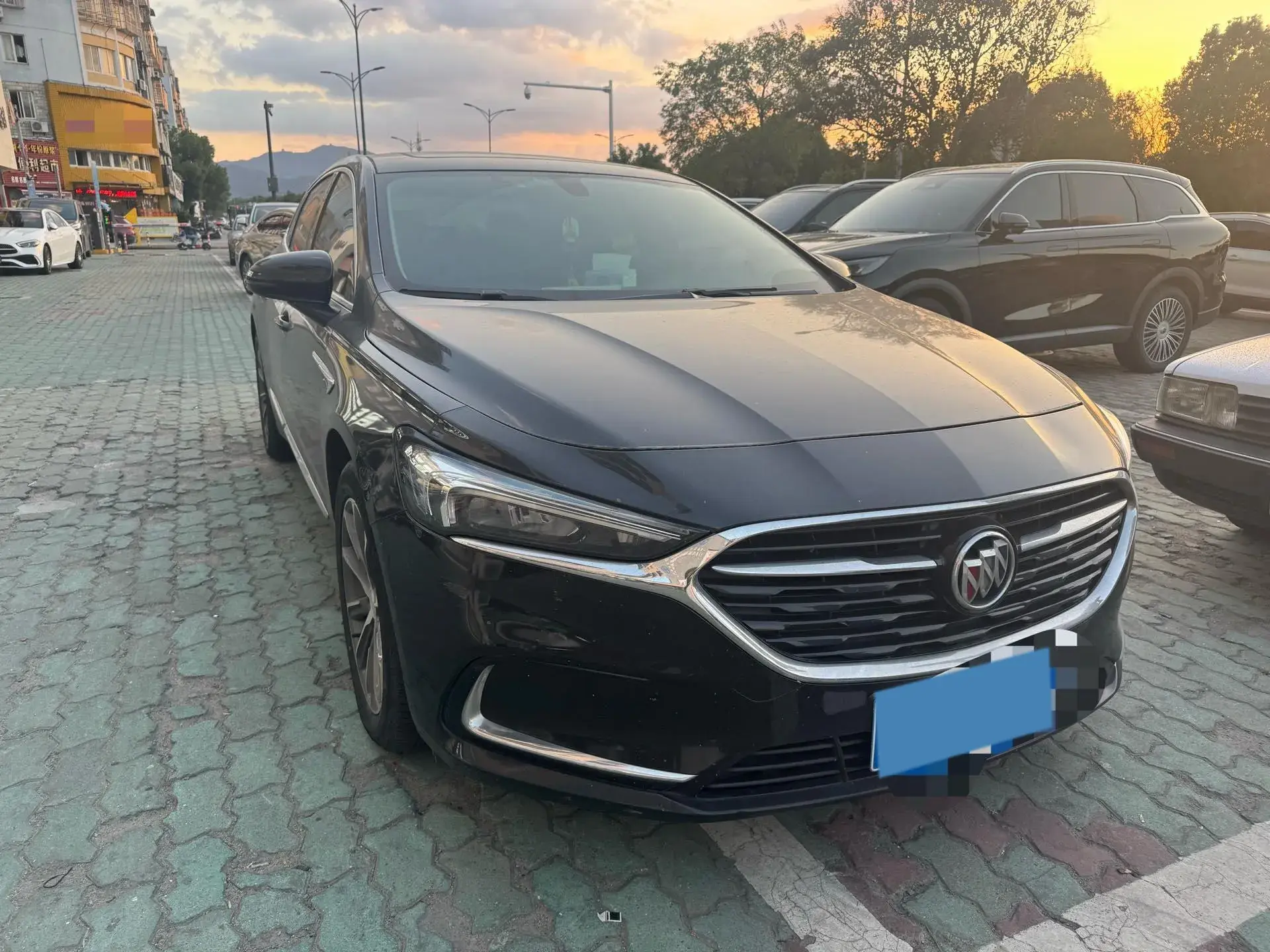 2021 BUICK LARCOSSE thumbnail 3