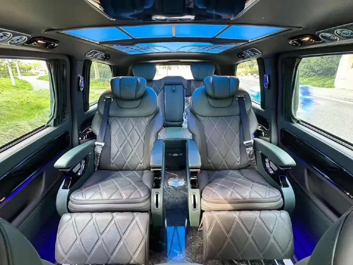 2023 Mercedes-Benz Vito 2.0T 211HP L4 9AT,autocango,china used car exporter,china ev exporter,chinese used car exporter,chinese used ev exporter