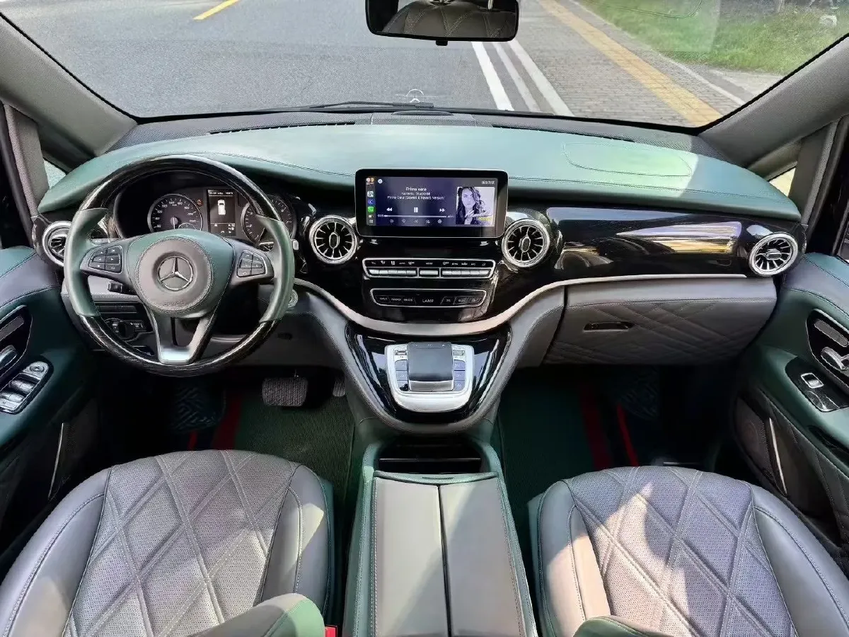 2023 Mercedes-Benz Vito 2.0T 211HP L4 9AT,autocango,china used car exporter,china ev exporter,chinese used car exporter,chinese used ev exporter