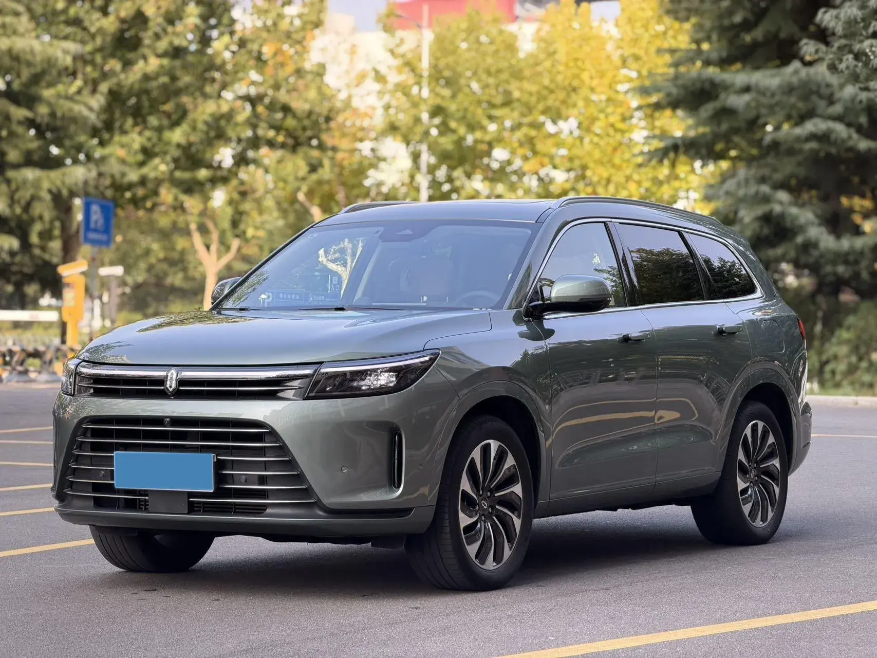 2022 AITO AITO view 1