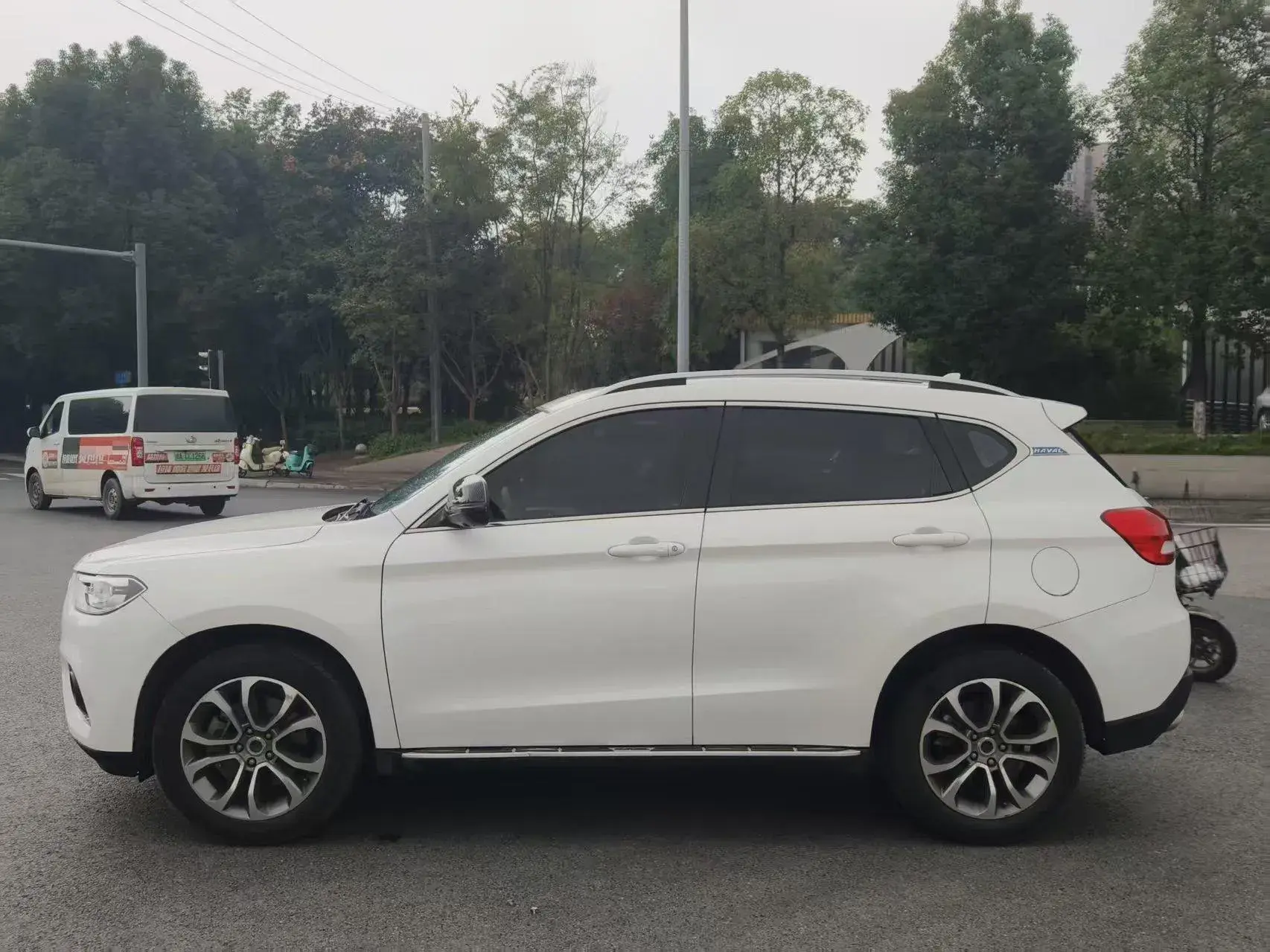 2018 HAVAL H2 thumbnail 3