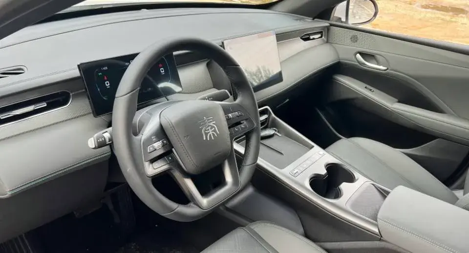 2025 BYD QIN thumbnail 4