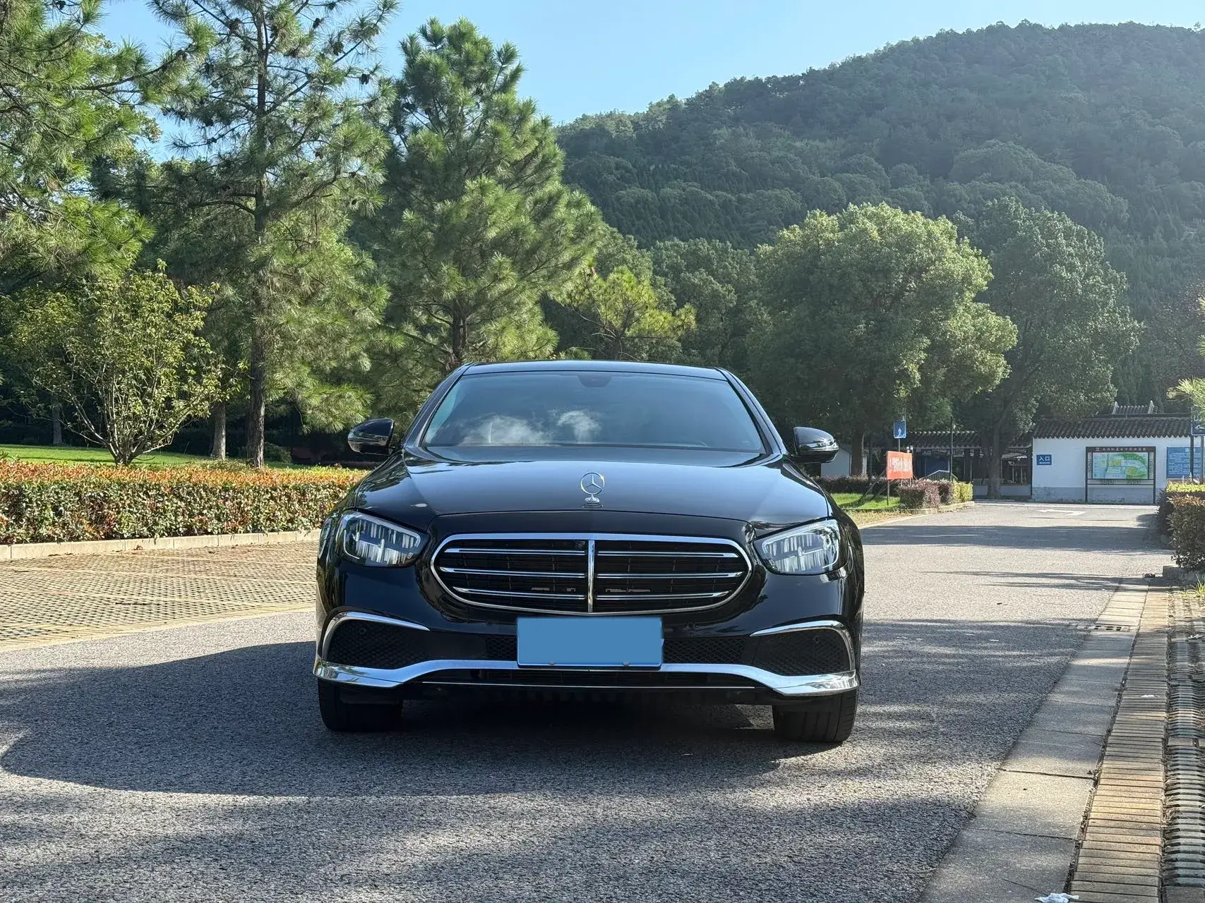 2022 MERCEDES-BENZ E thumbnail 2