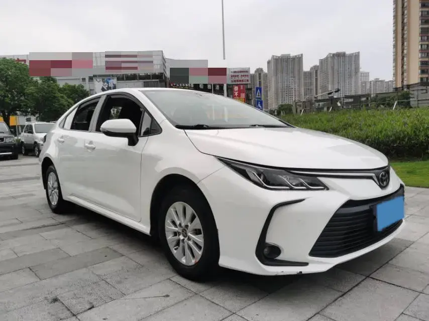 2022 TOYOTA COROLLA thumbnail 3