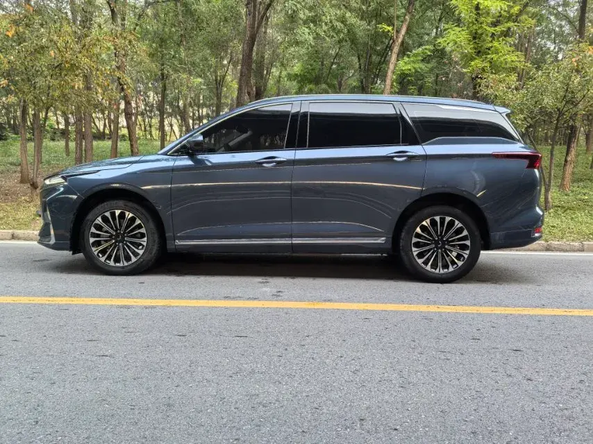 2023 WULING KAIJIE thumbnail 2