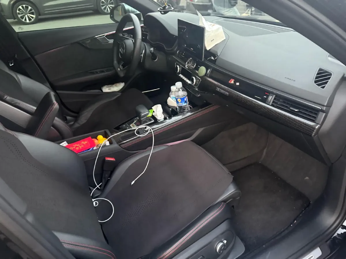 2021 Audi RS 4 2.9T 450HP V6 8AT,autocango,china used car exporter,china ev exporter,chinese used car exporter,chinese used ev exporter