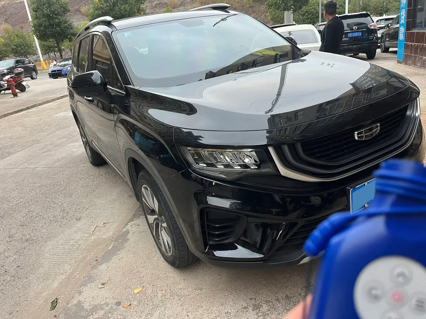 2020 GEELY OKAVANGO thumbnail 2