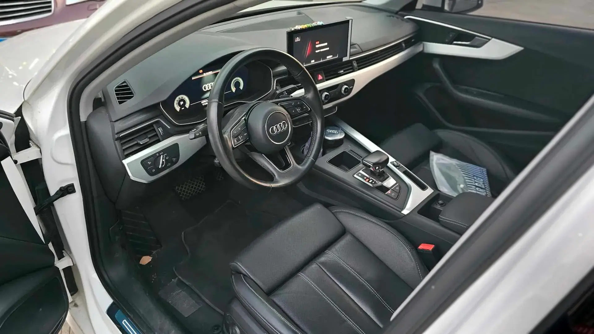 2020 AUDI A4L thumbnail 2