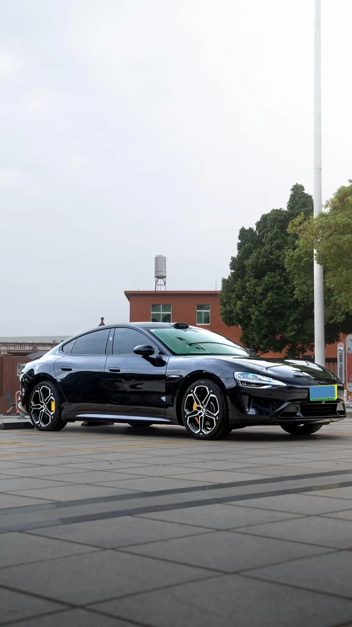 2024 MI SU7 thumbnail 2