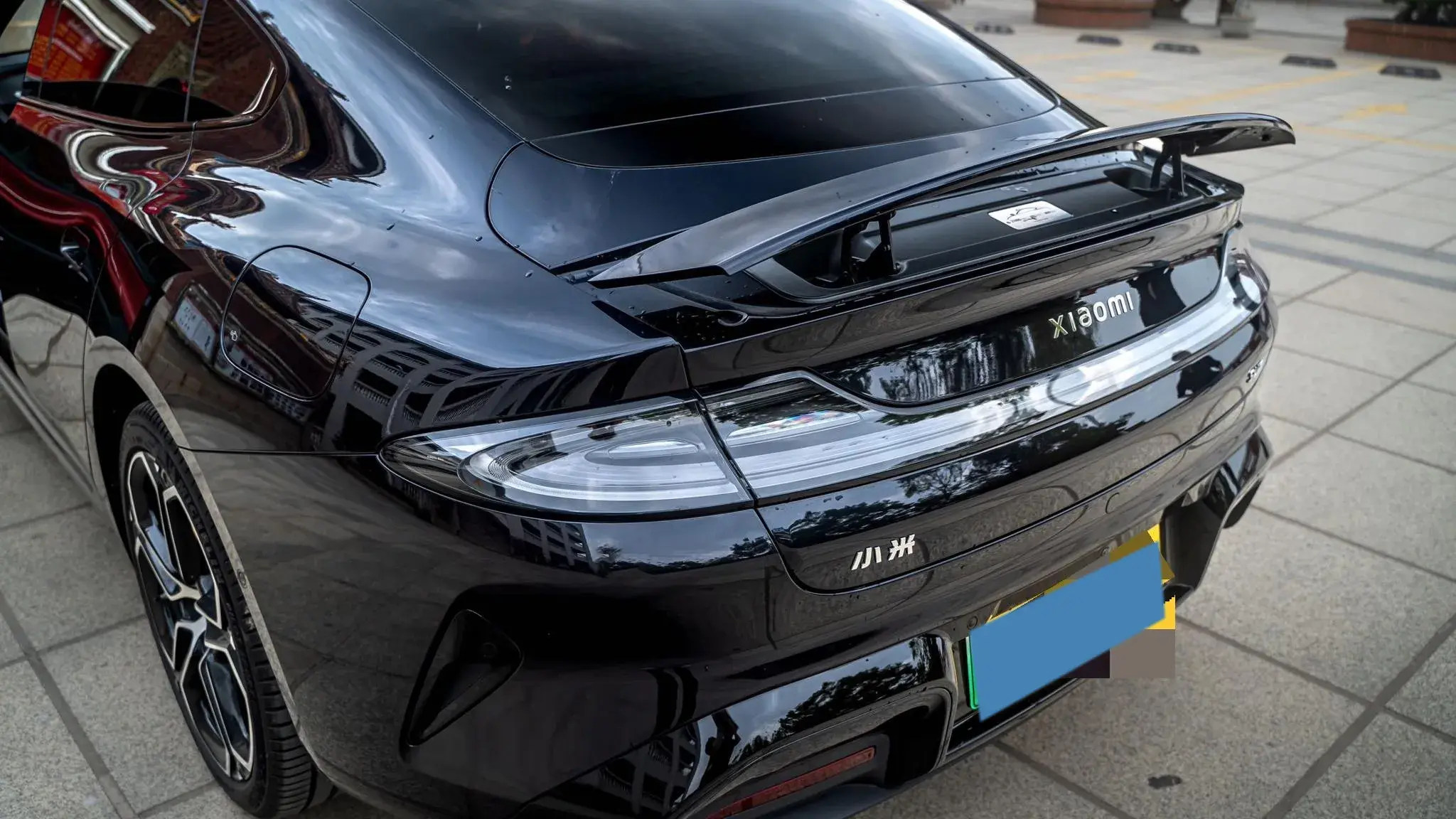 2024 MI SU7 thumbnail 3