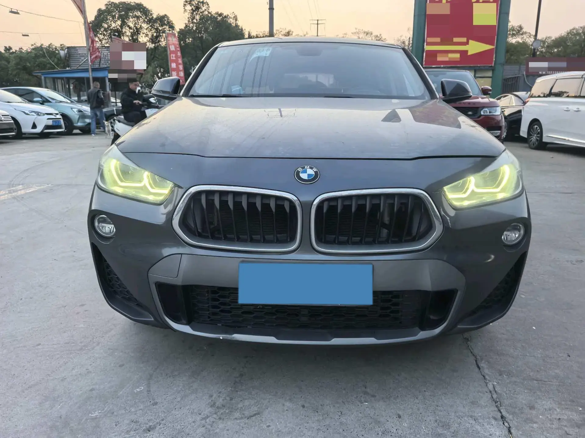 2019 BMW X2 thumbnail 2