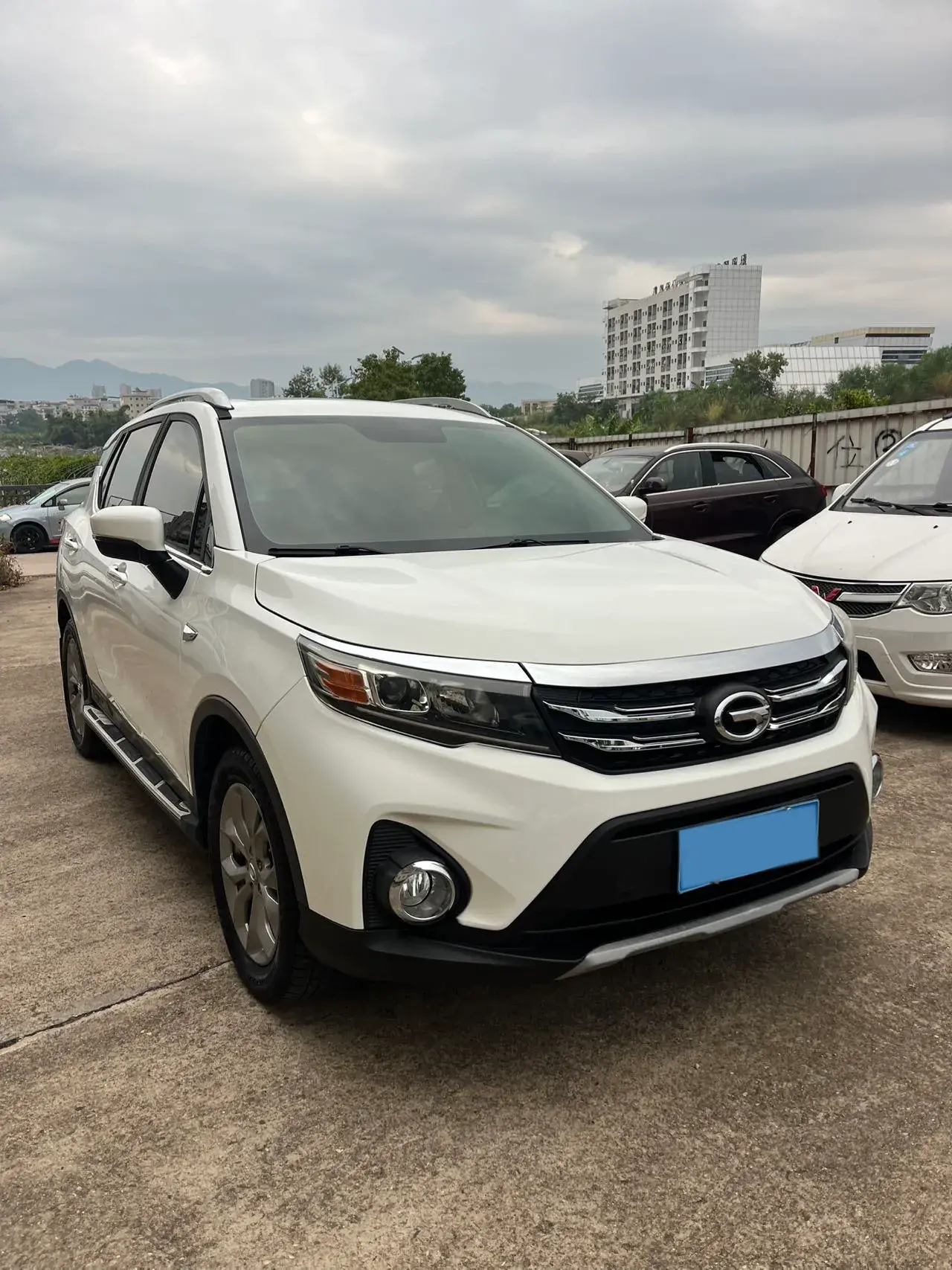 2017 GAC TRUMPCHI thumbnail 2