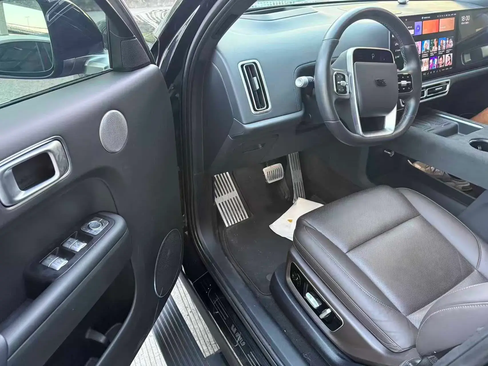 2022 LI L9 thumbnail 3