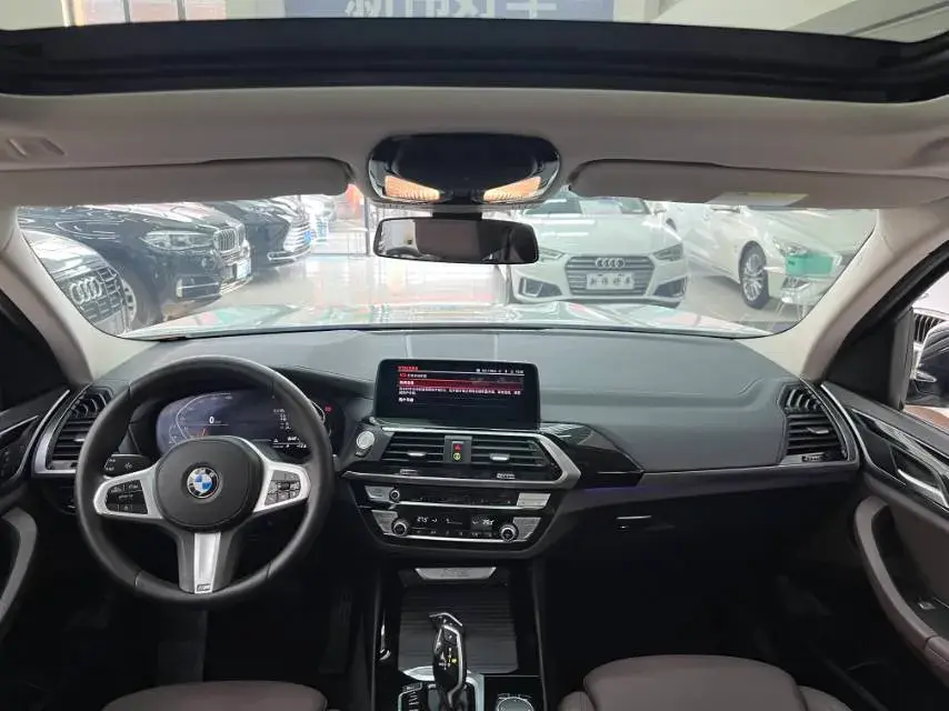 2021 BMW X3 thumbnail 3