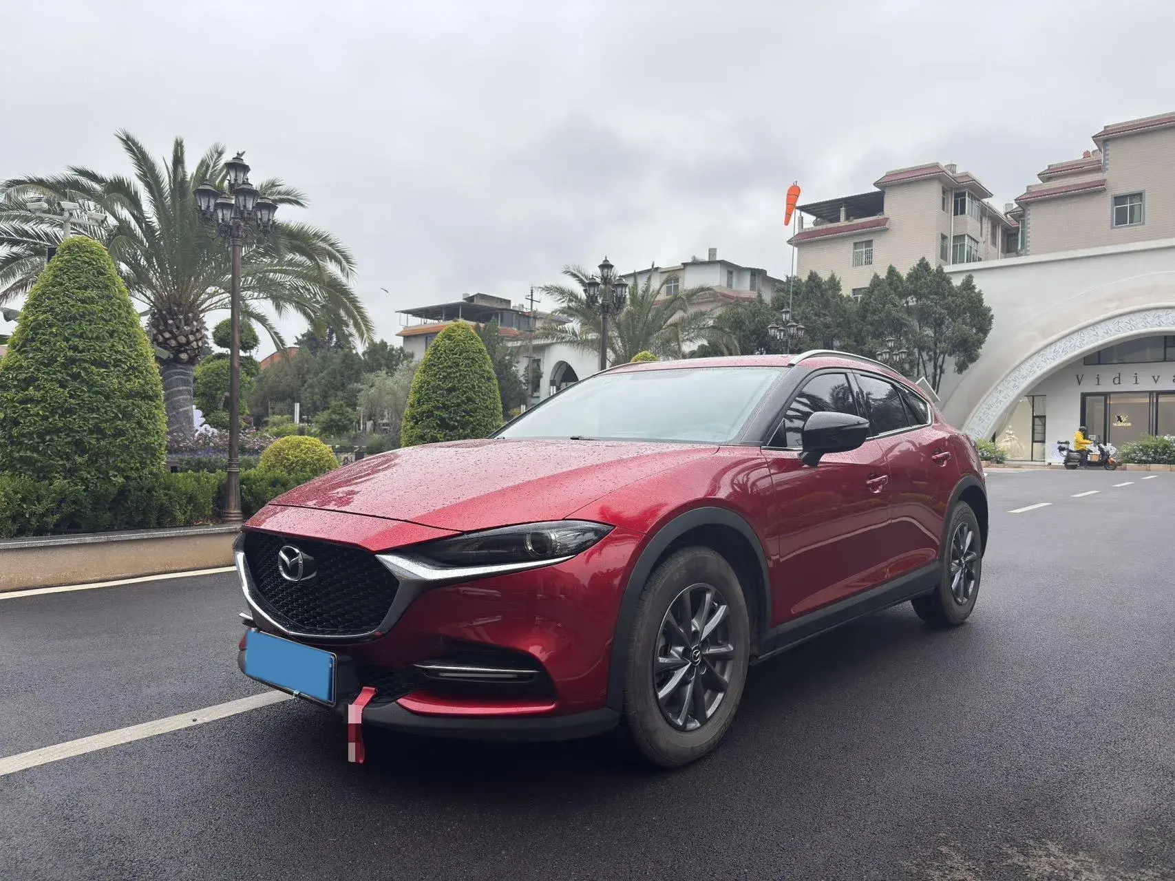 2018 MAZDA CX-4 view 1