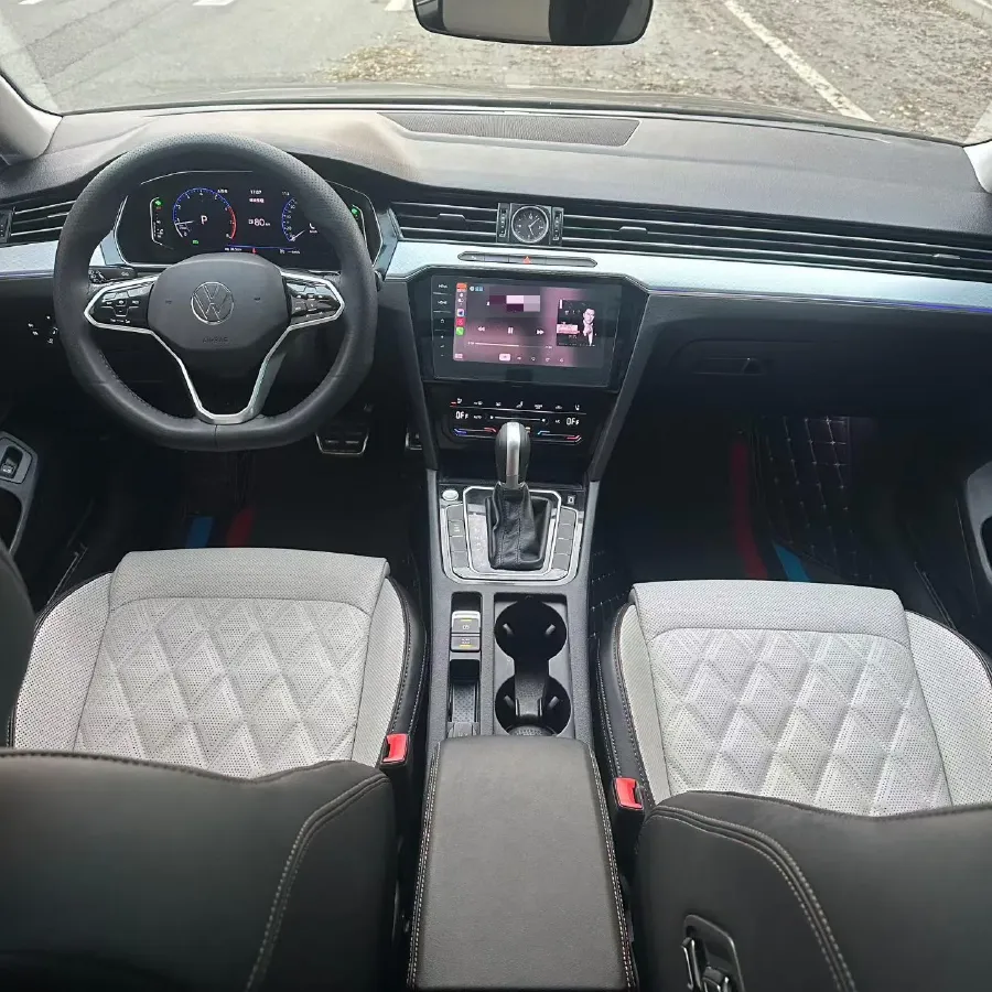 2023 Volkswagen Magotan 2.0T 186HP L4 7DCT,autocango,china used car exporter,china ev exporter,chinese used car exporter,chinese used ev exporter