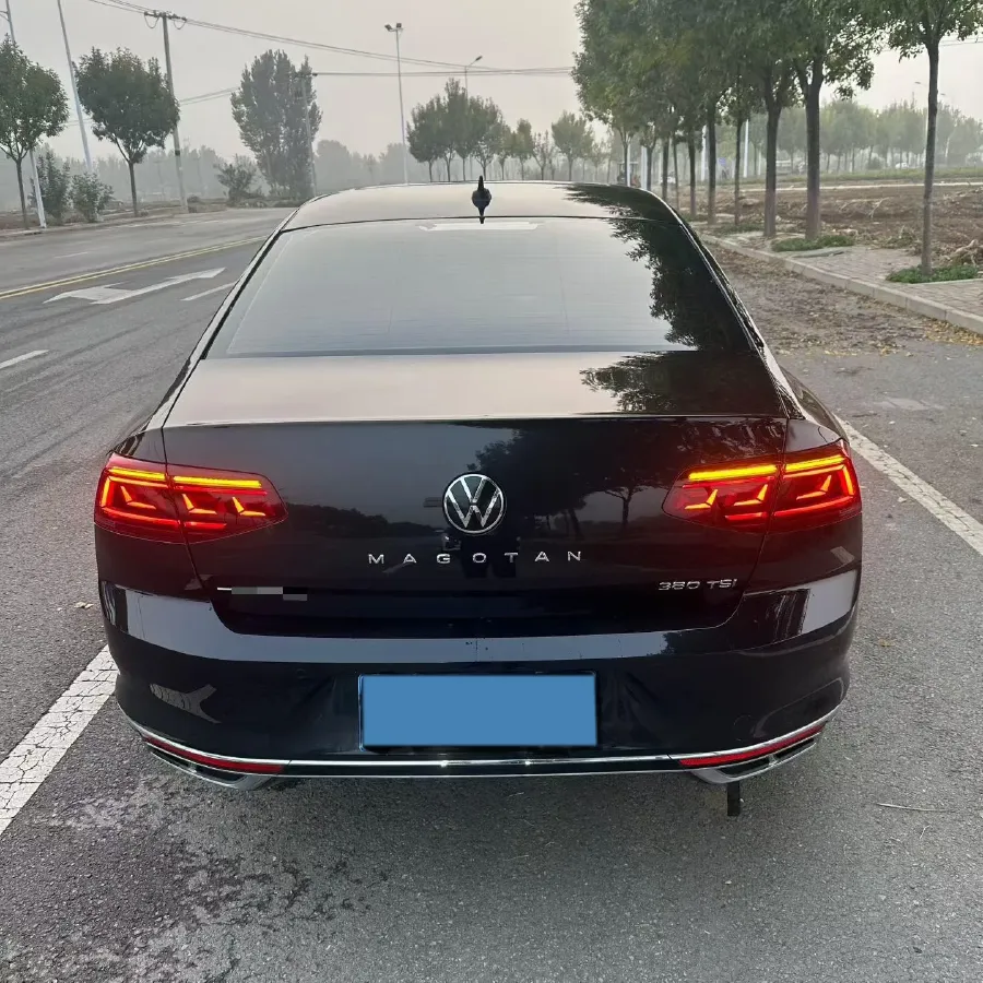 2023 Volkswagen Magotan 2.0T 186HP L4 7DCT,autocango,china used car exporter,china ev exporter,chinese used car exporter,chinese used ev exporter