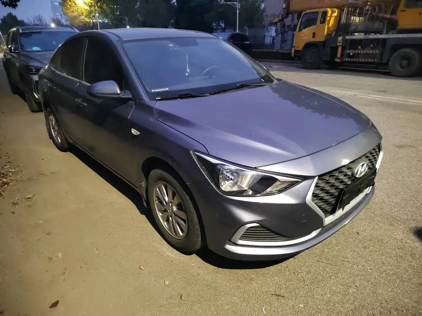 2017 HYUNDAI CELESTA thumbnail 4