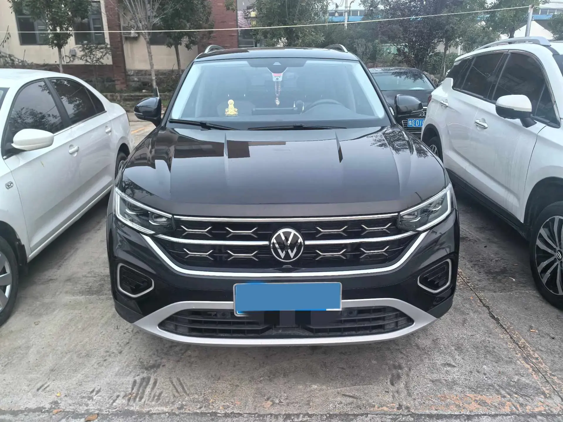 2024 VOLKSWAGEN TAYRON thumbnail 2