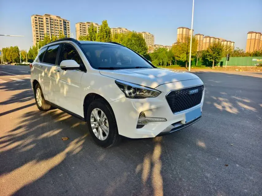 2017 HAVAL M6 thumbnail 2