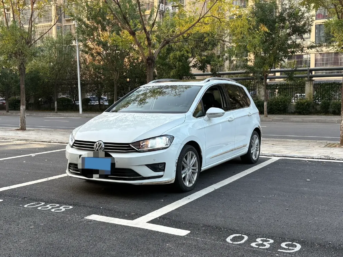 Volkswagen Golf Sportsvan 2018 131HP L4 voiture d'occasion de