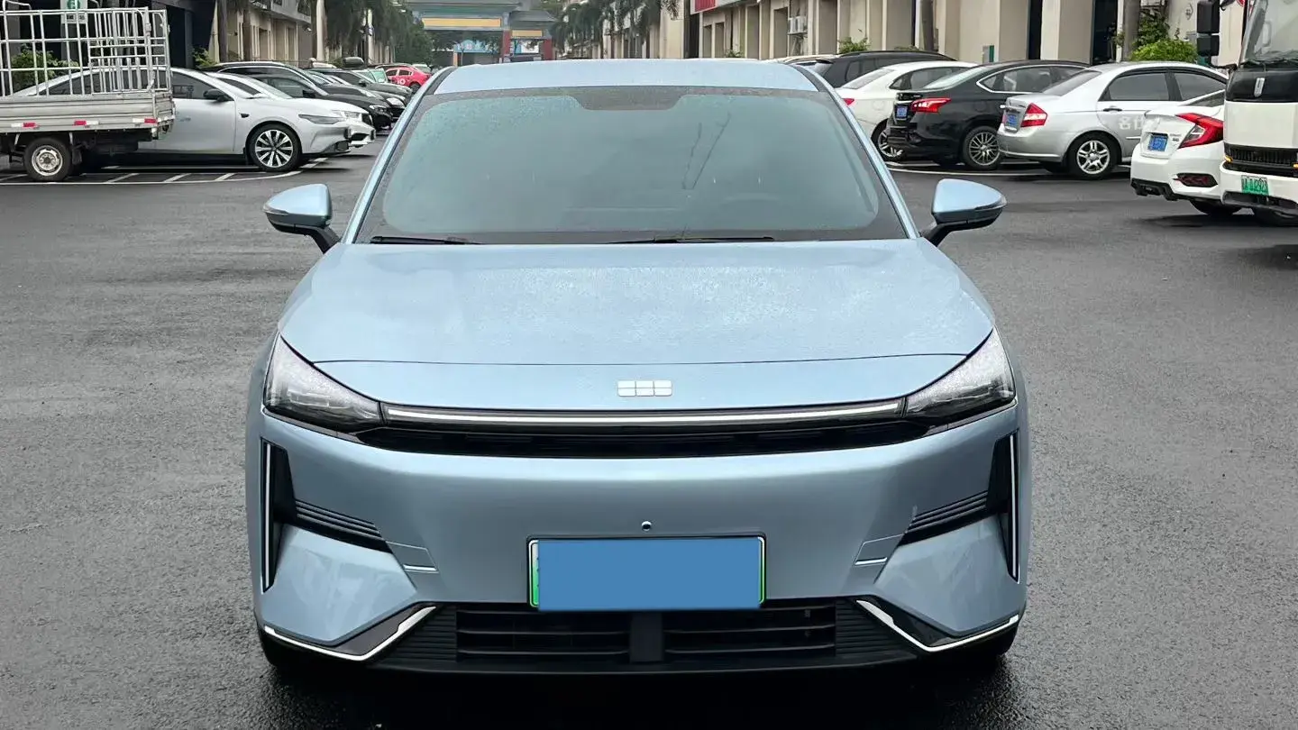 2025 GEELY GALAXY thumbnail 2