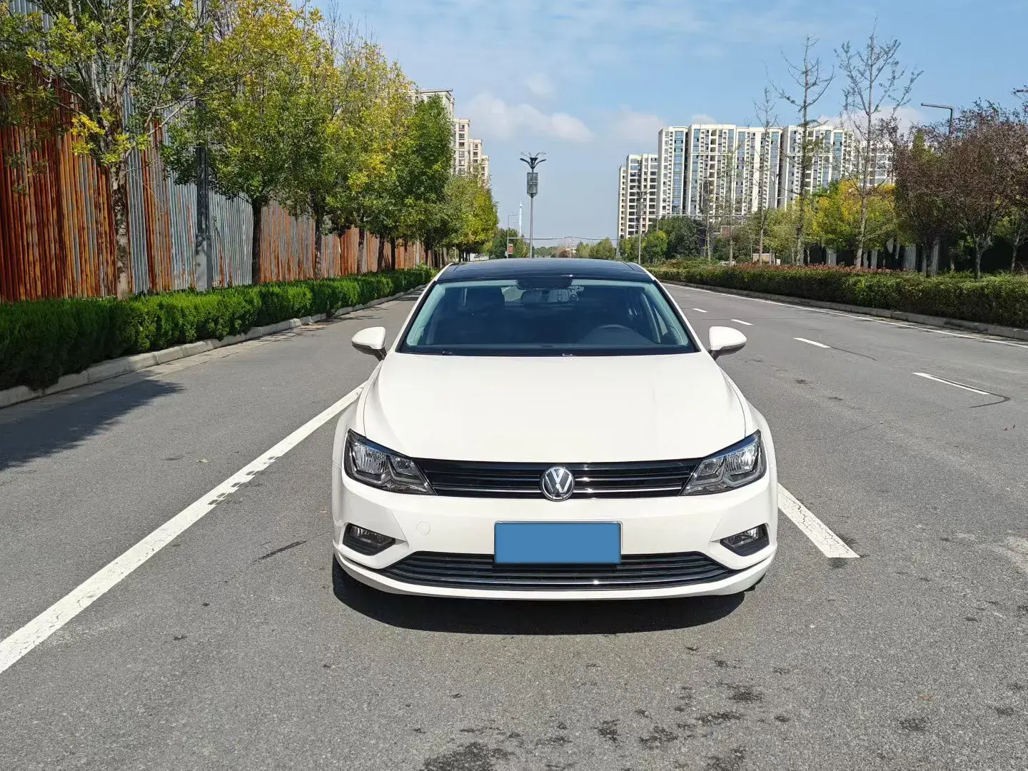 2018 VOLKSWAGEN LAMANDO thumbnail 2