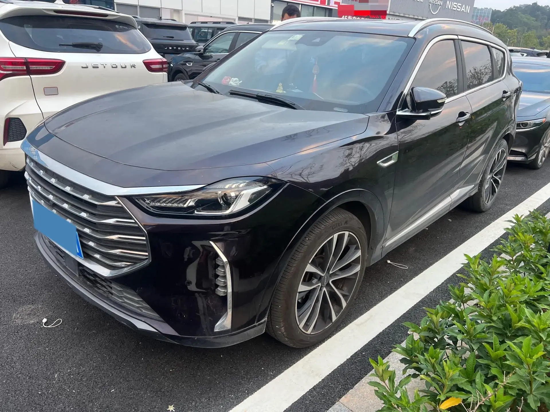 2021 JETOUR X70 view 1