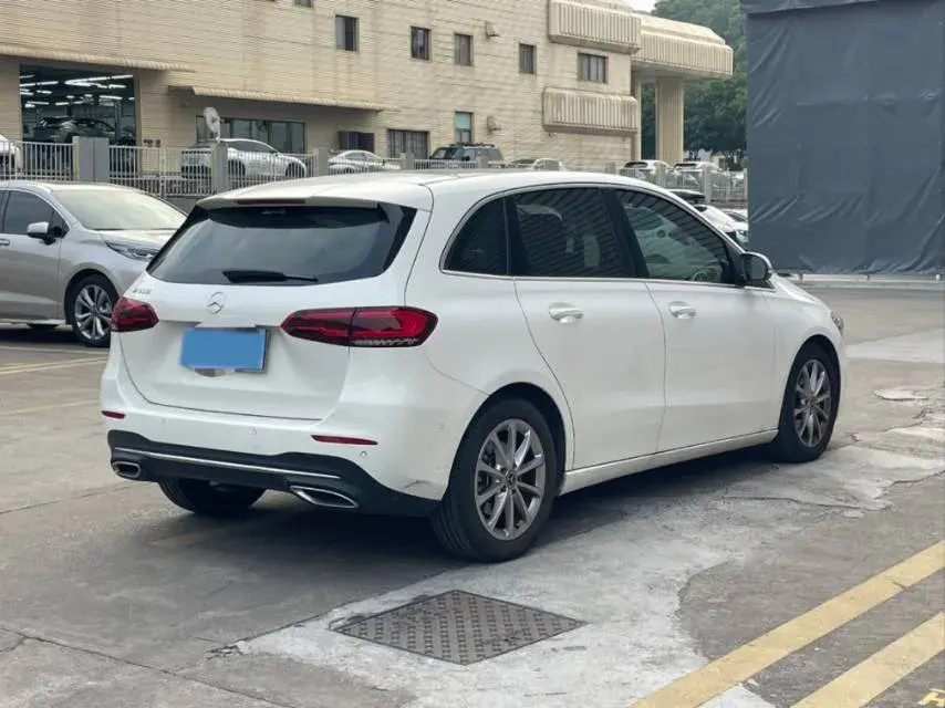 2021 MERCEDES-BENZ B thumbnail 2