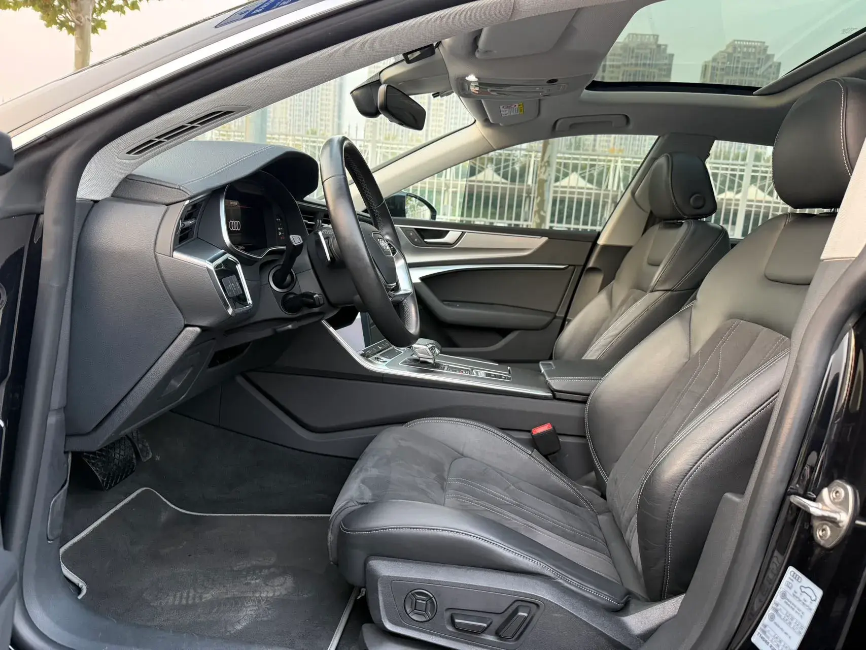 2022 AUDI A7L thumbnail 4