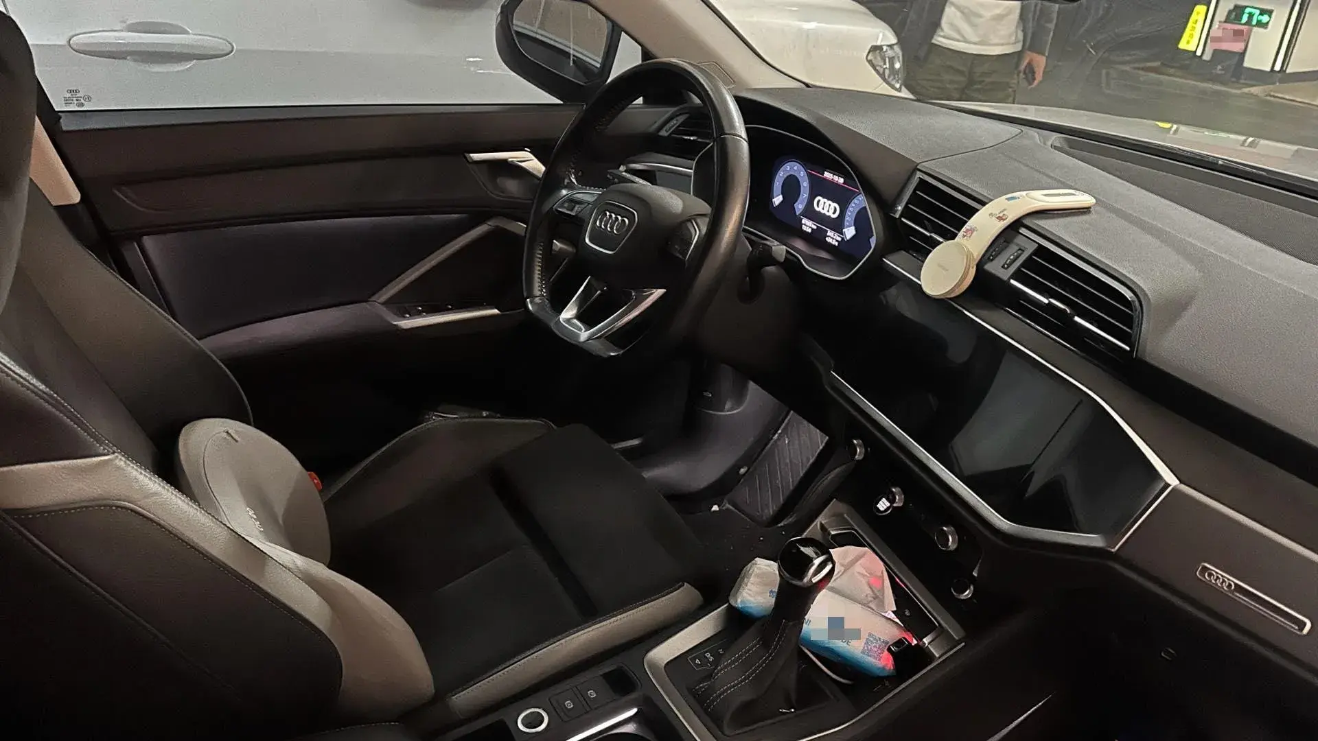 2021 AUDI Q3 thumbnail 4