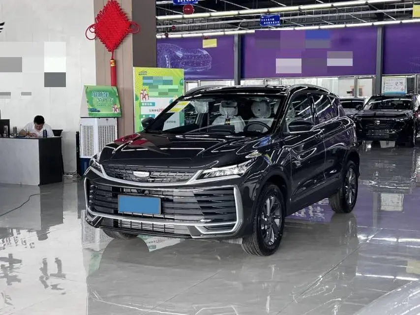 2023 GEELY COOLRAY view 1