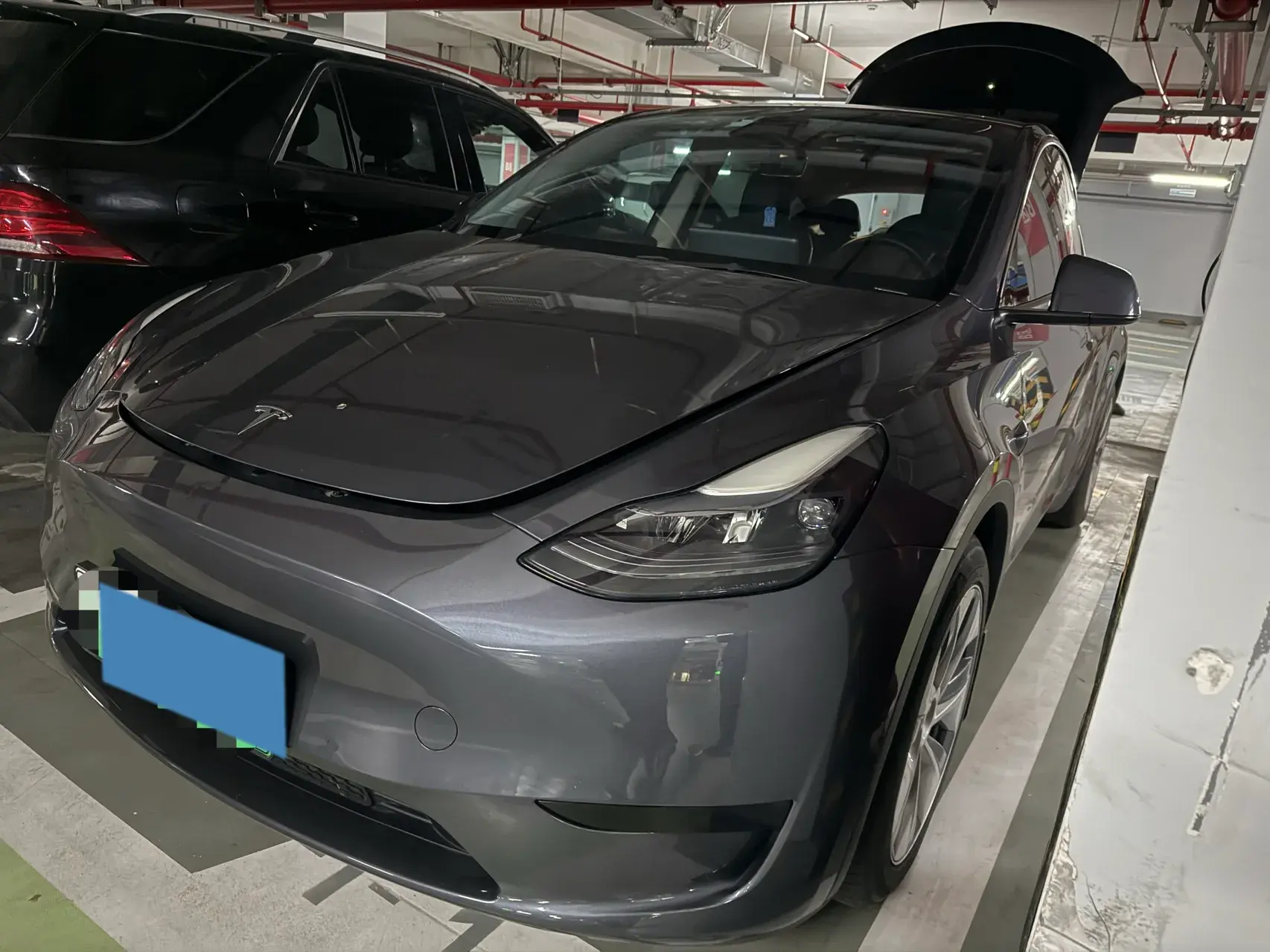2022 TESLA MODEL view 1
