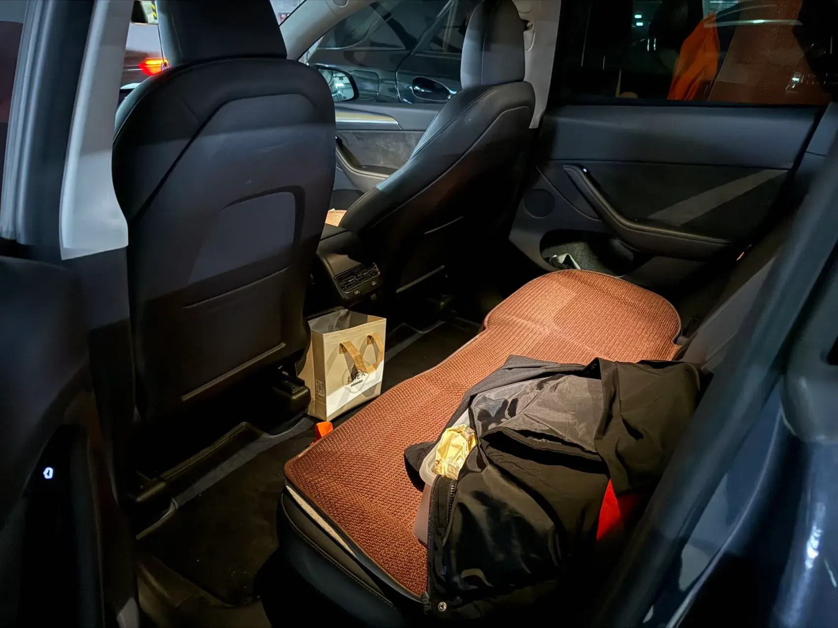 2022 TESLA MODEL thumbnail 4