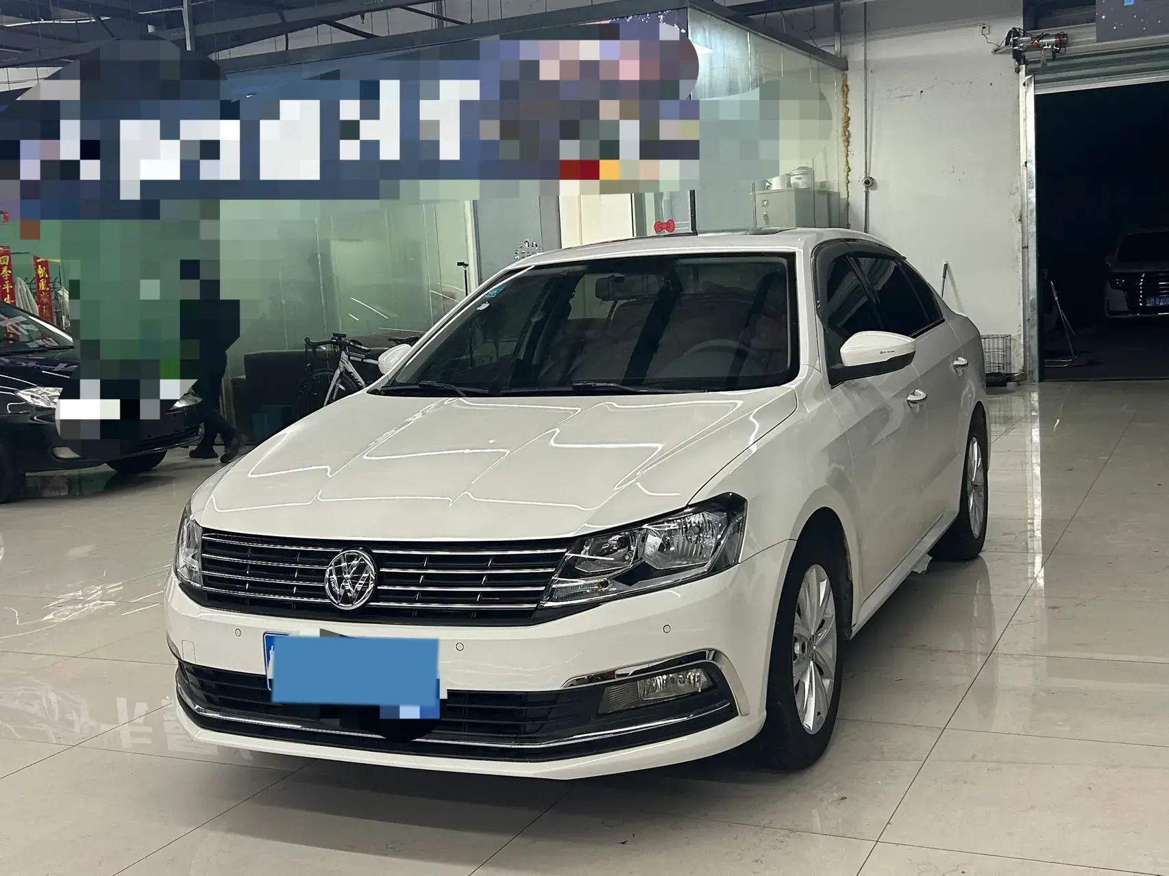 2017 VOLKSWAGEN LAVIDA view 1