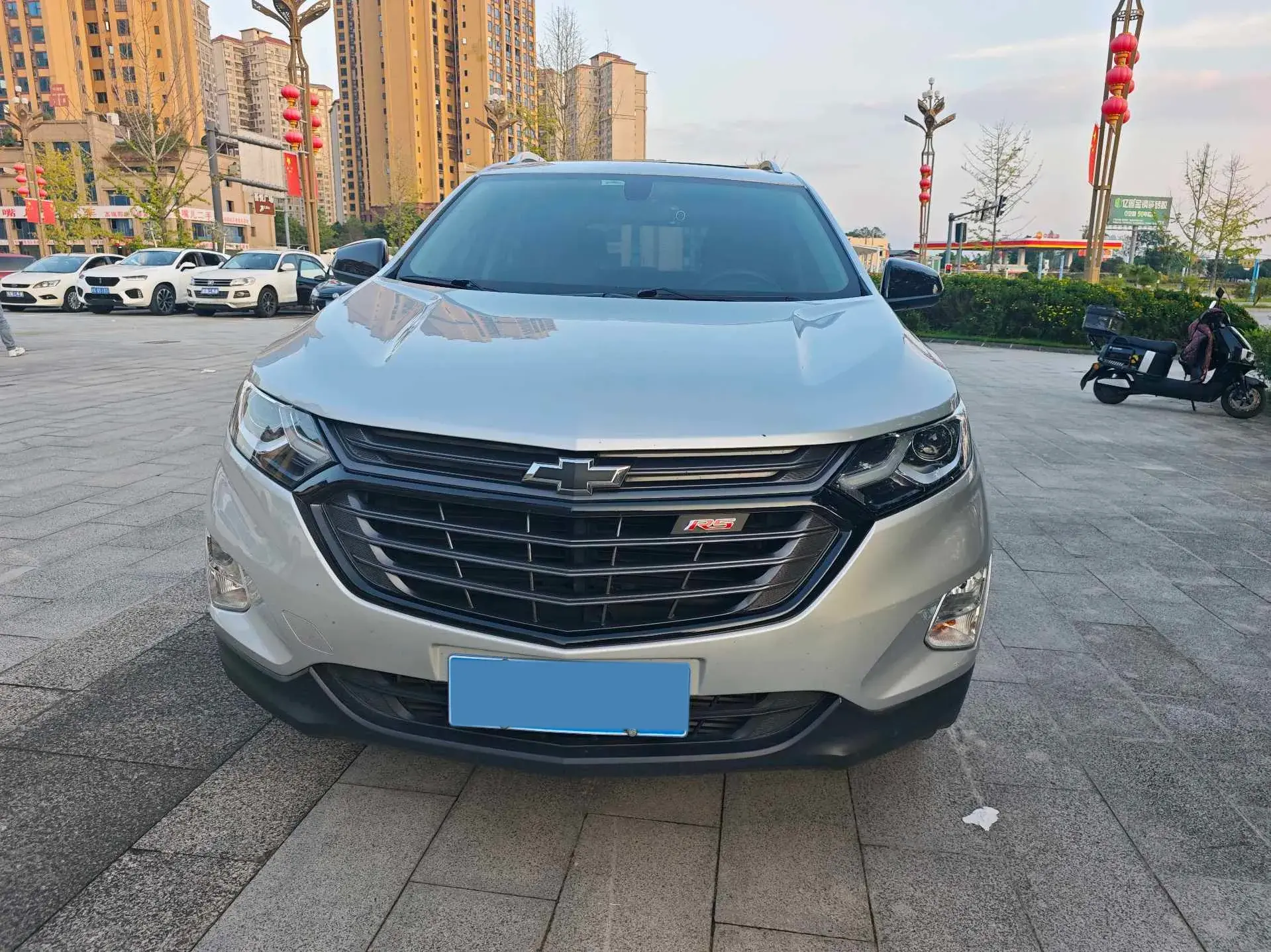 2019 CHEVROLET EQUINOX thumbnail 2
