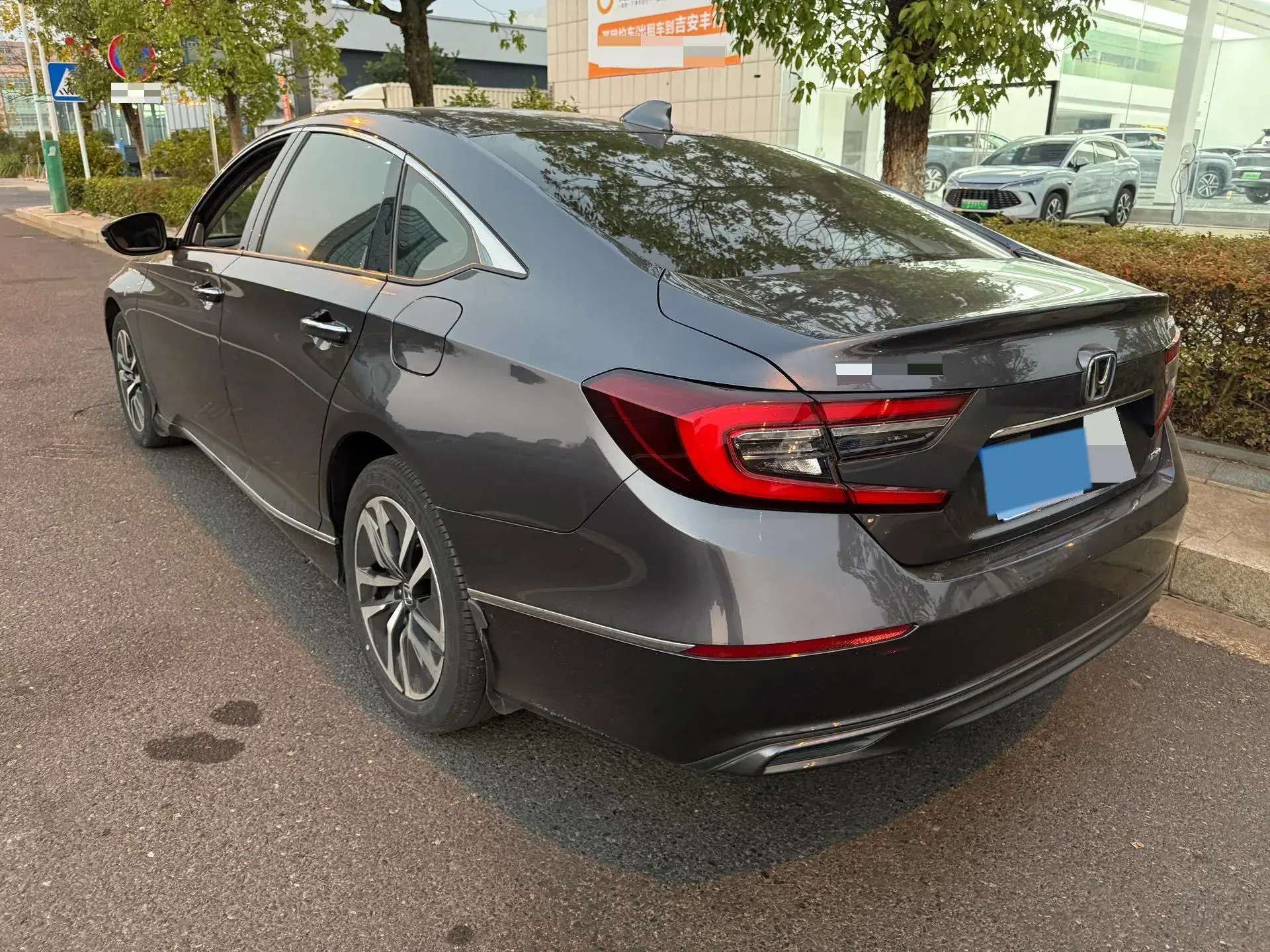 2022 HONDA ACCORD thumbnail 4