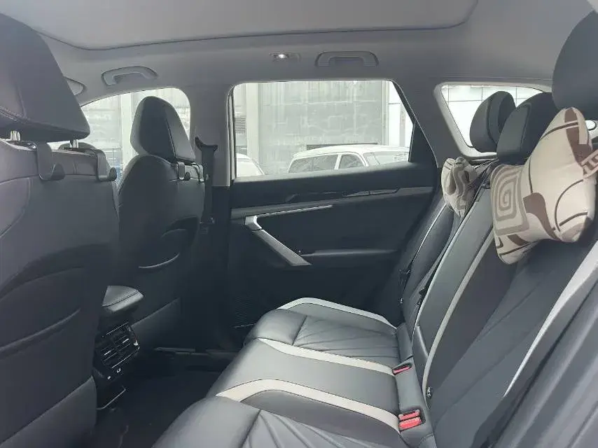 2023 GEELY STARRAY thumbnail 4