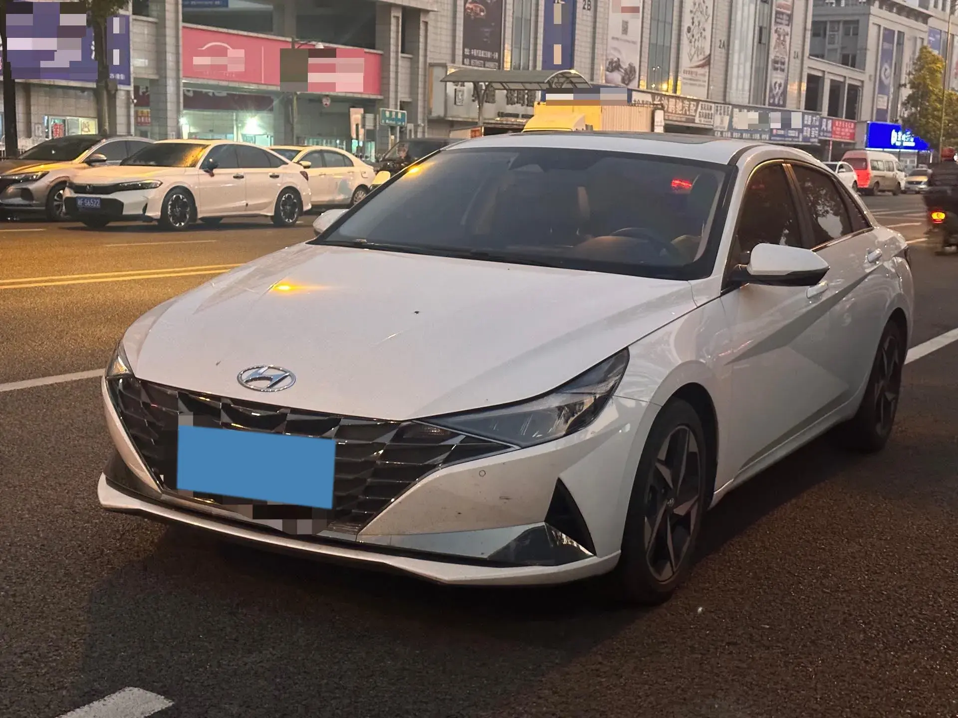 2021 HYUNDAI ELANTRA view 1