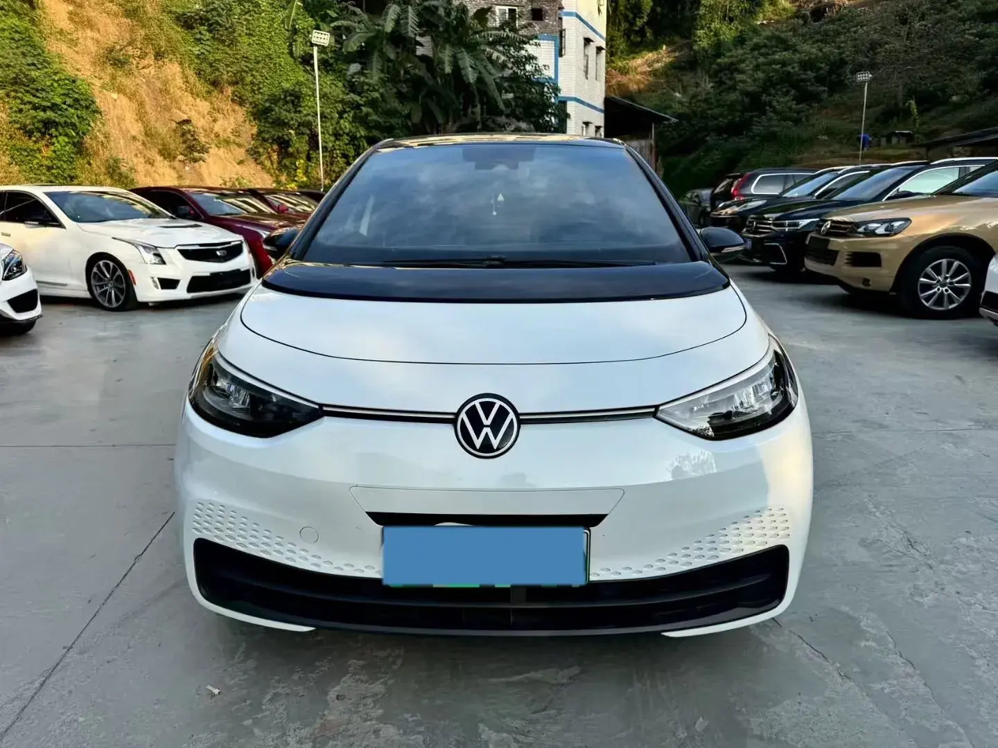 2024 VOLKSWAGEN ID.3 thumbnail 2