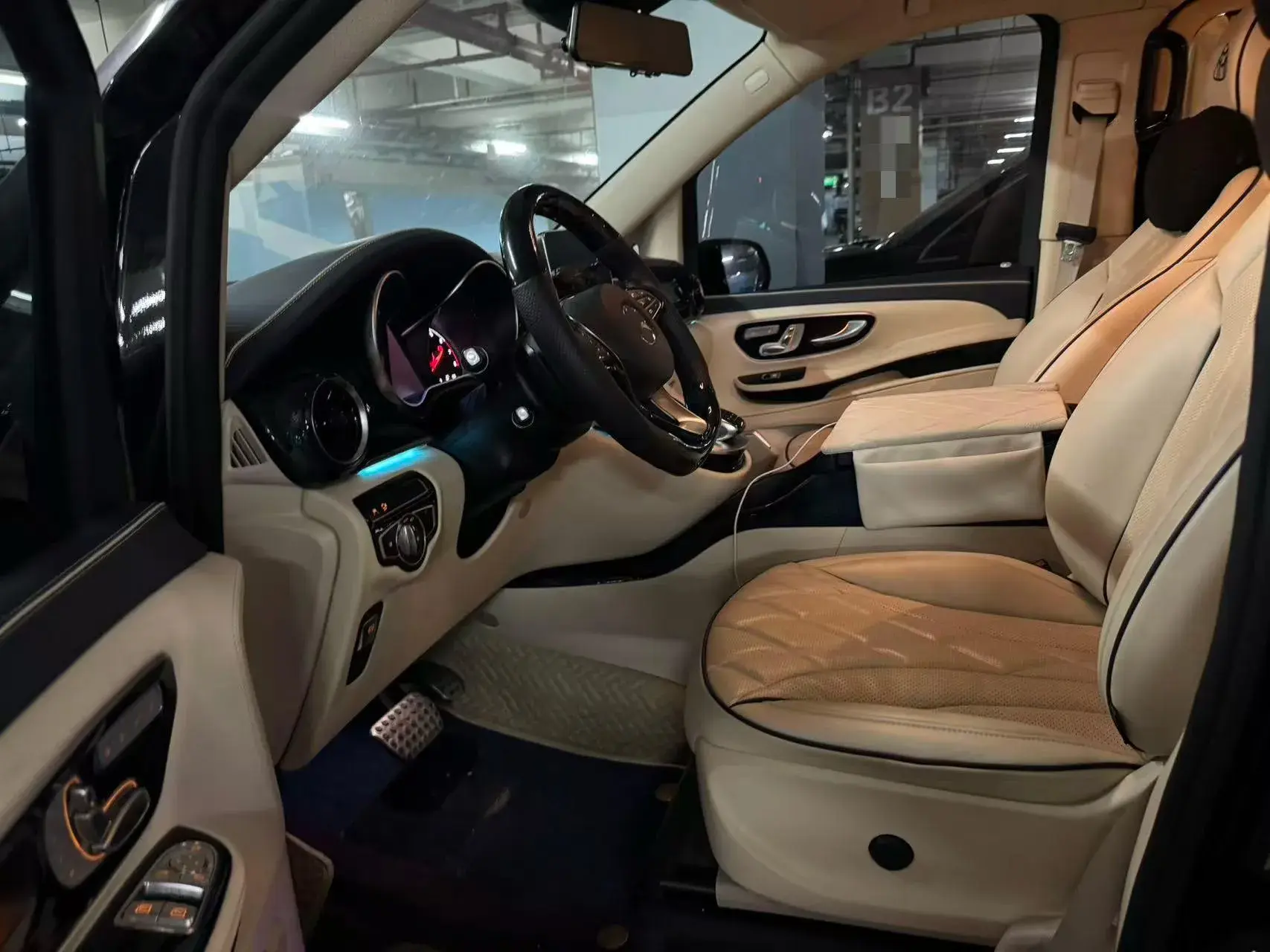 2020 MERCEDES-BENZ V thumbnail 2