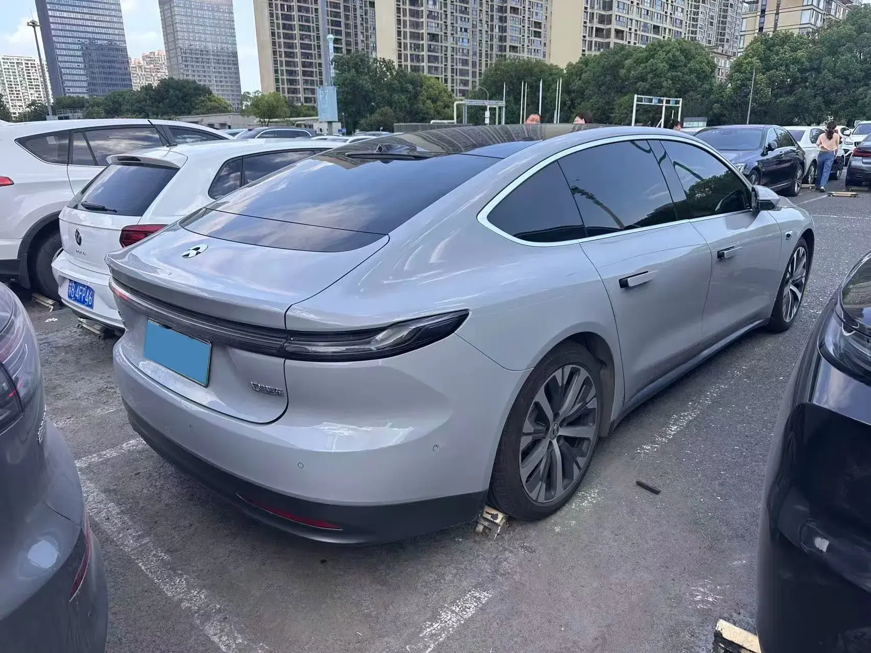 2021 VOLKSWAGEN ID.6 thumbnail 4