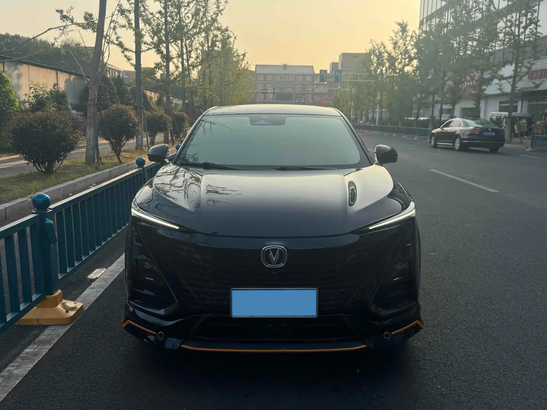 2022 CHANGAN UNI-T thumbnail 2