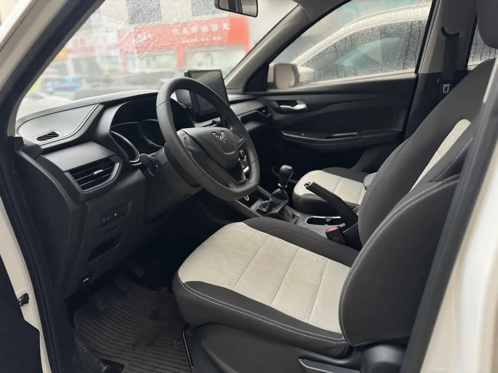 2019 WULING HONGGUANG thumbnail 2