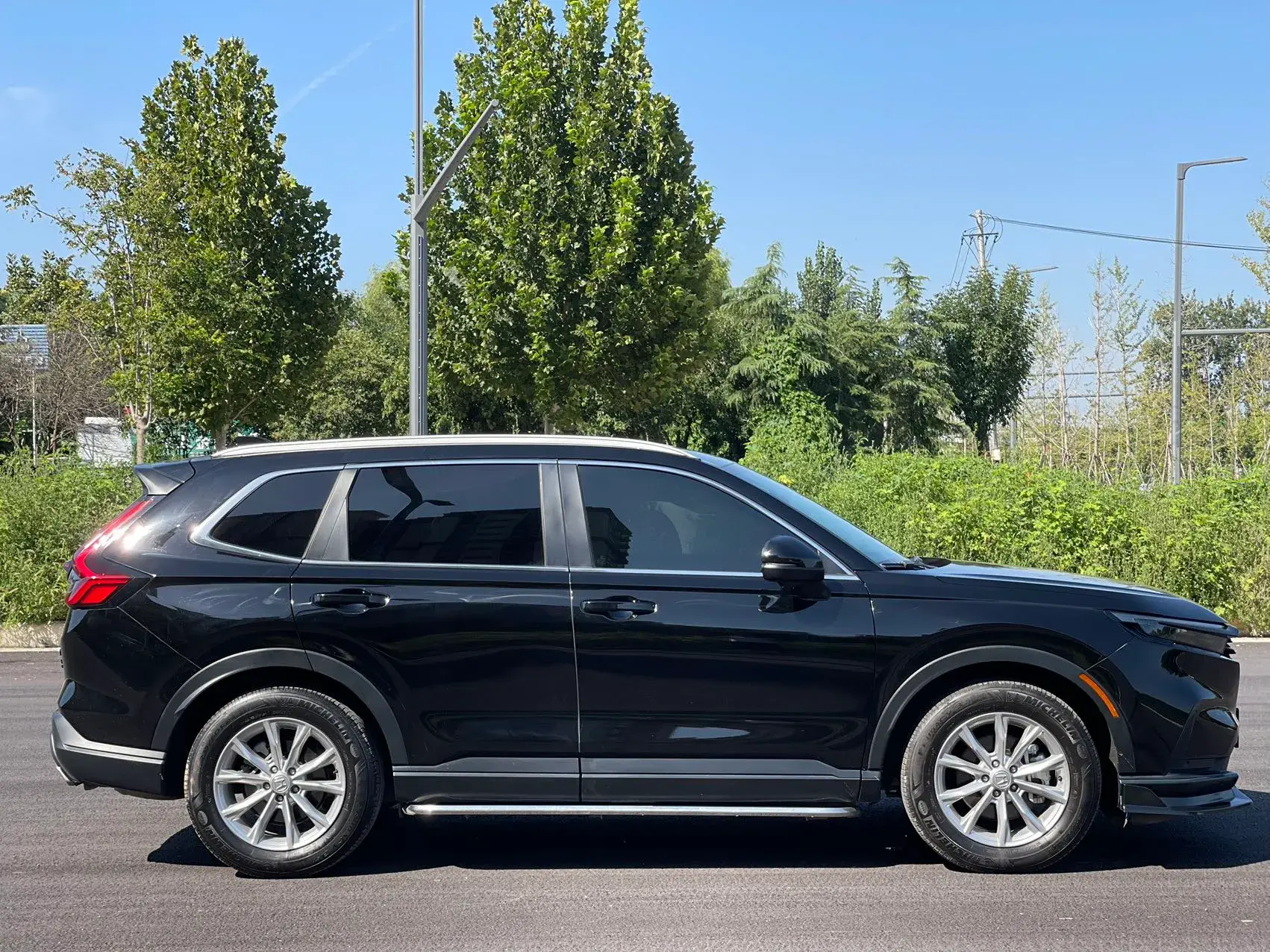 2023 HONDA CR-V thumbnail 4