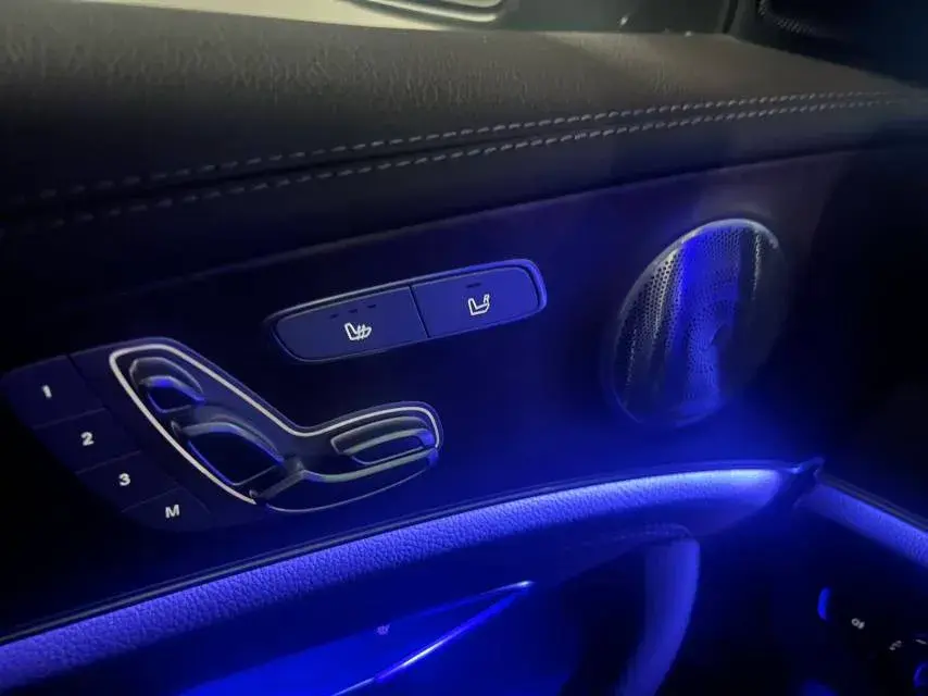 2020 MERCEDES-BENZ E thumbnail 3