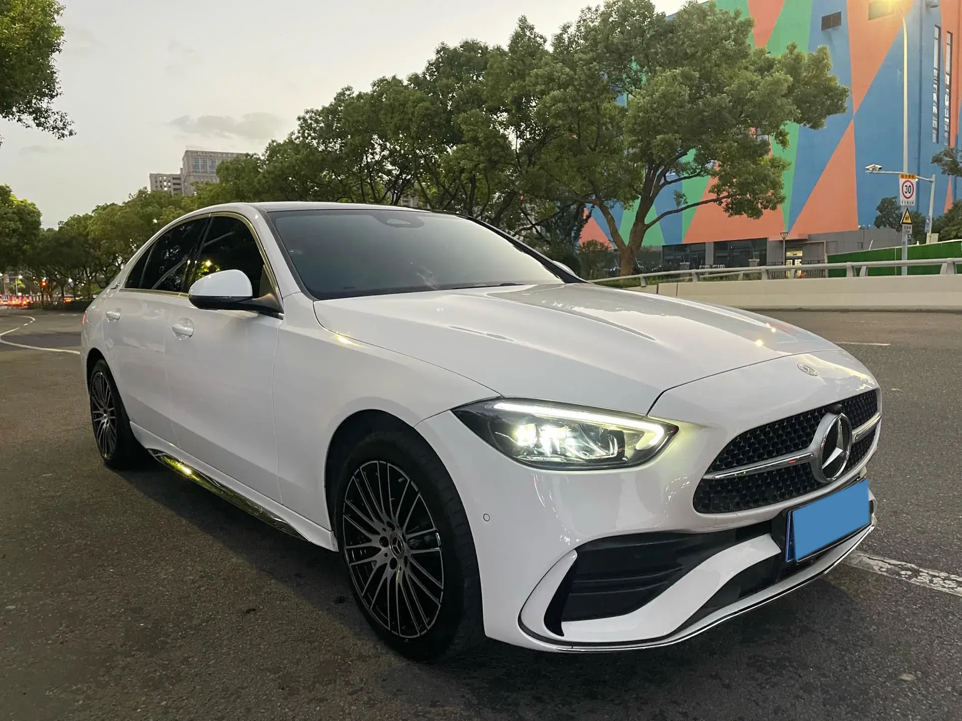 2024 MERCEDES-BENZ C thumbnail 3