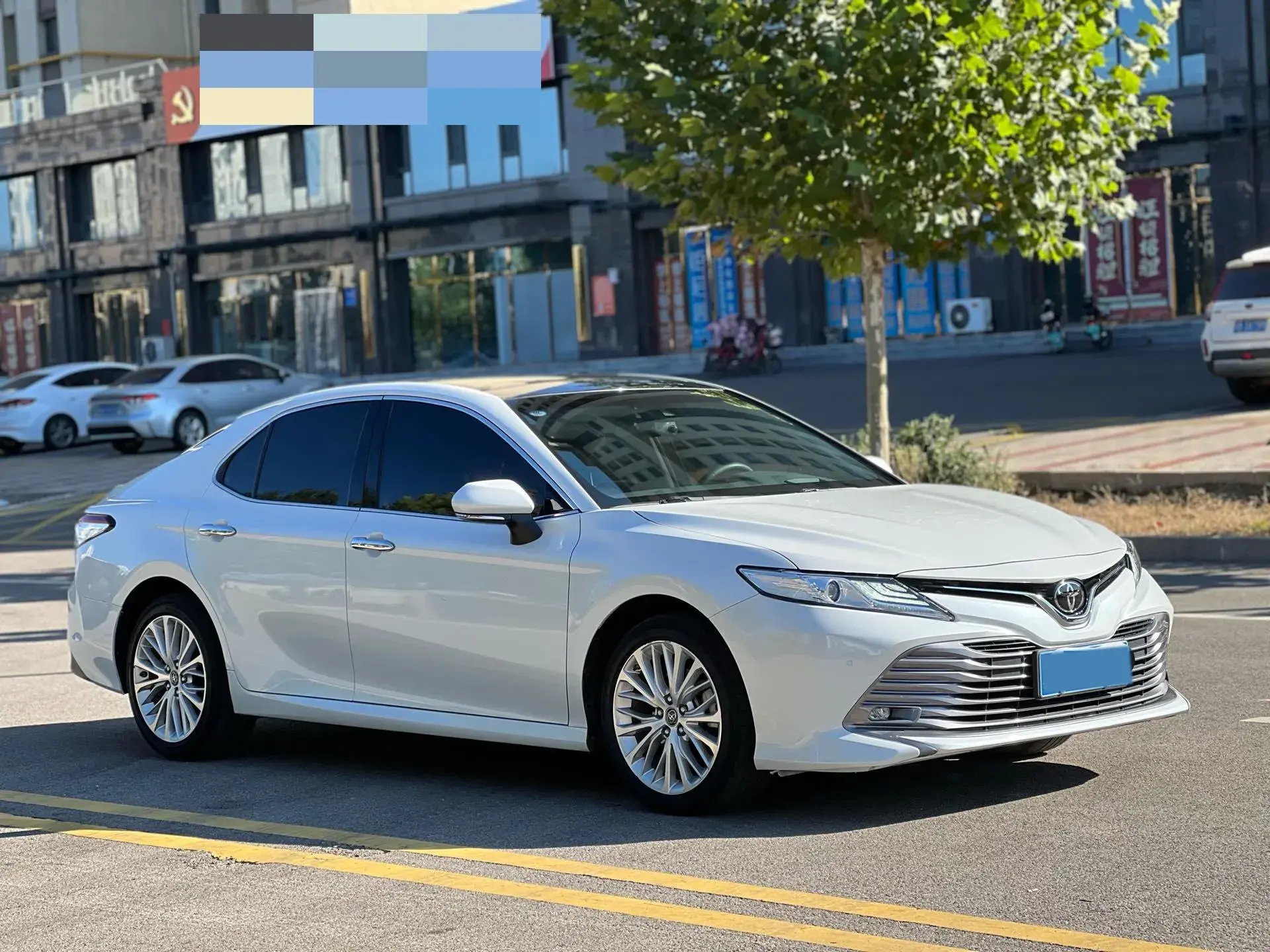 2019 TOYOTA CAMRY thumbnail 3