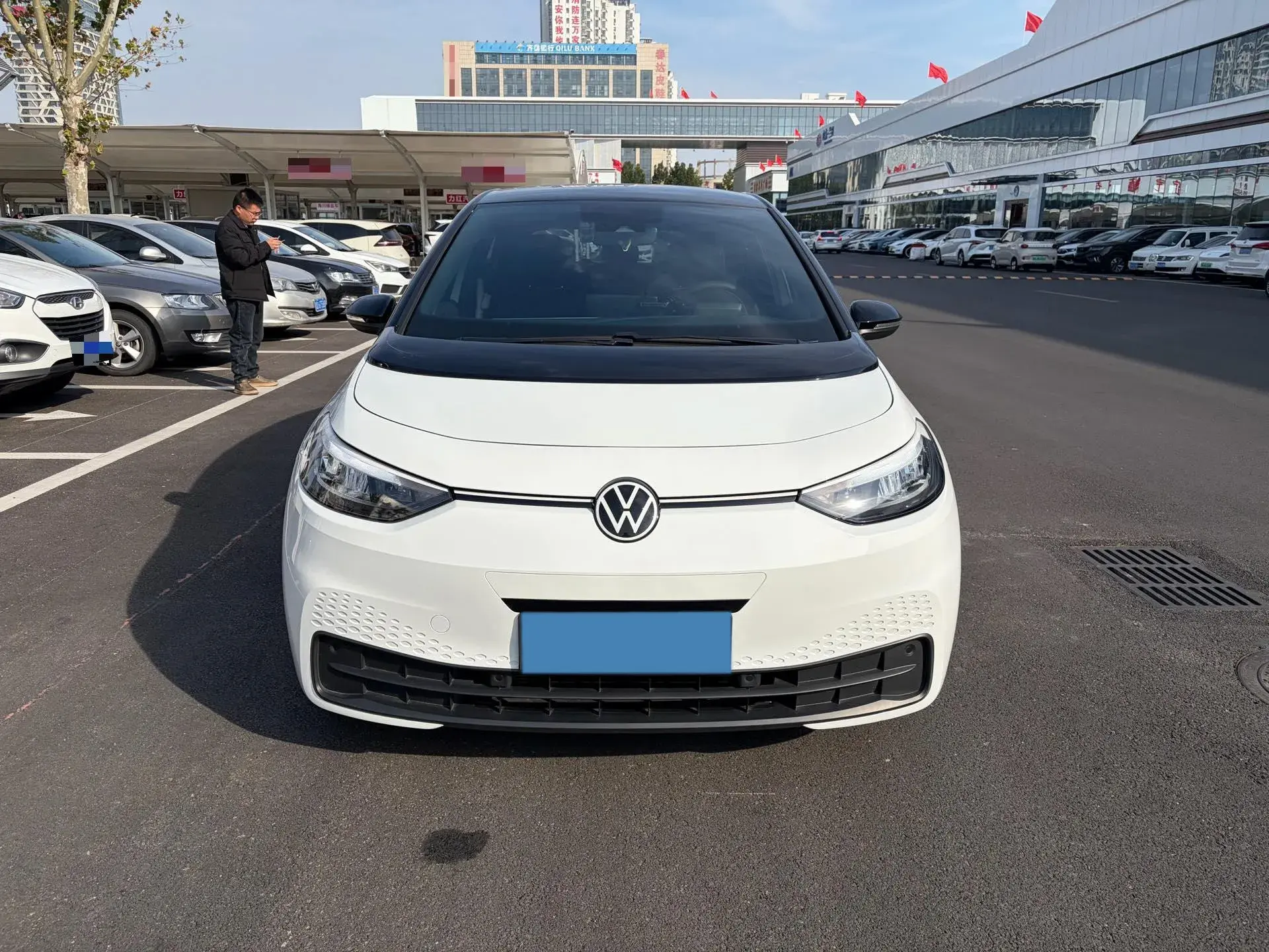 2024 VOLKSWAGEN ID.3 thumbnail 2