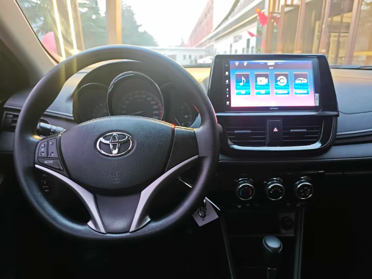 2021 Toyota Vios FS 1.5L 110HP L4 5MT,autocango,china used car exporter,china ev exporter,chinese used car exporter,chinese used ev exporter